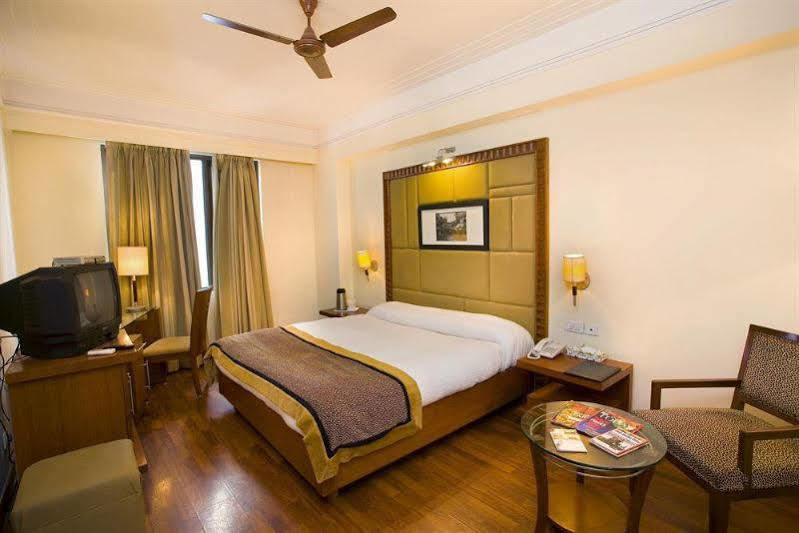 The Bmk Hotel Greater Kailash دلهي المظهر الخارجي الصورة