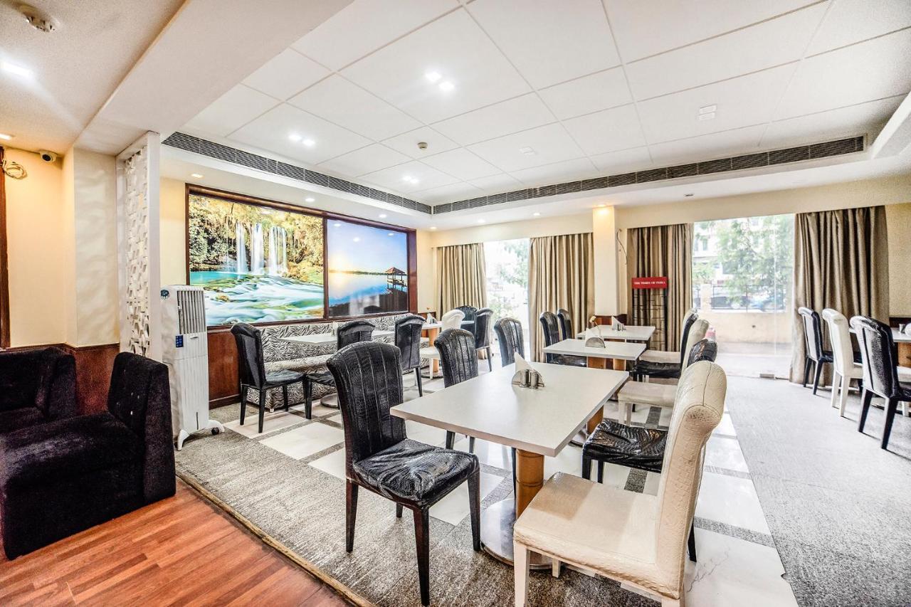 The Bmk Hotel Greater Kailash دلهي المظهر الخارجي الصورة